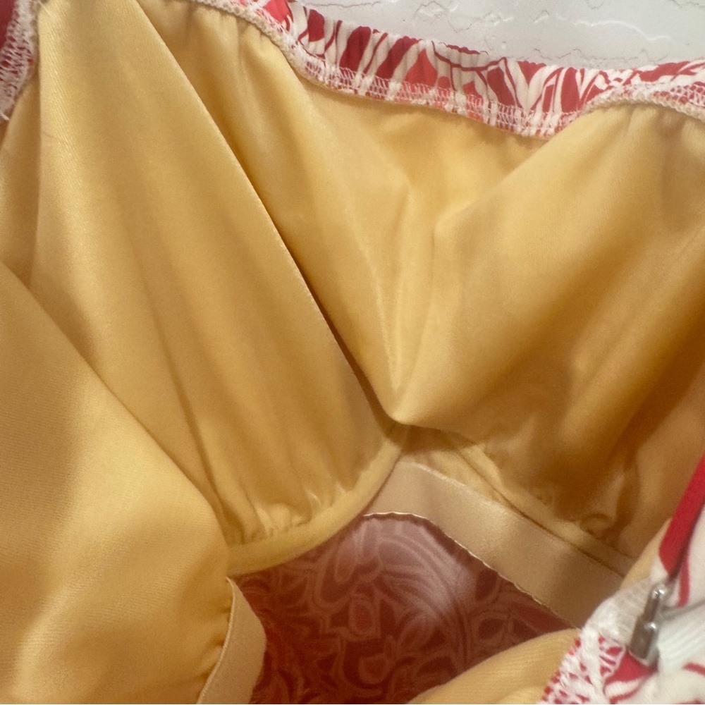 Lands’ End Tankini Swim Top Womens 16W Red Pink Geometric Modest Vacation - Picture 5 of 6